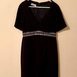 Chetta B Short Cocktail Dress